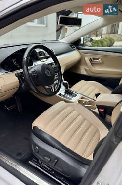 Купе Volkswagen CC / Passat CC 2012 в 
