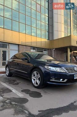 Купе Volkswagen CC / Passat CC 2013 в 