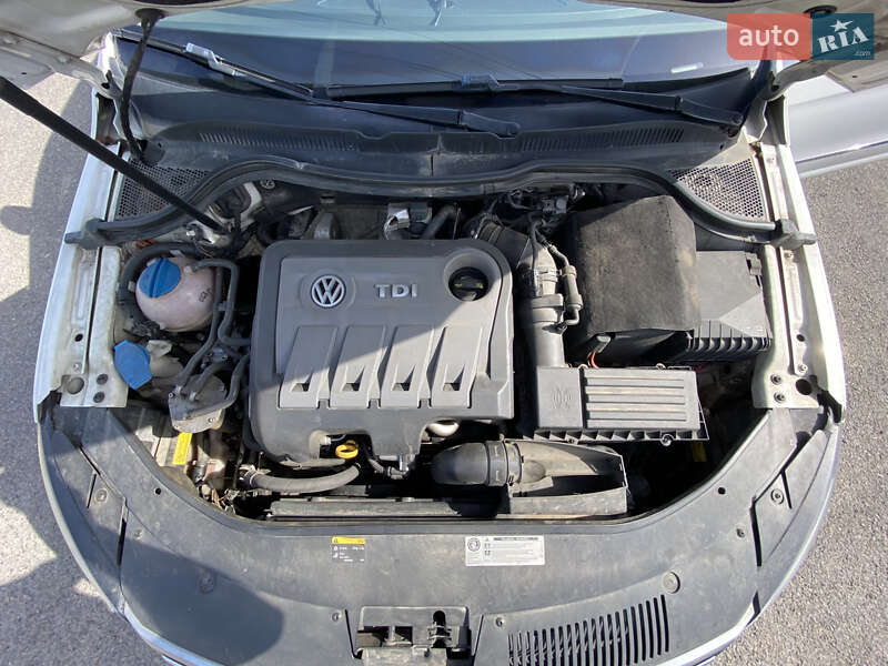 Купе Volkswagen CC / Passat CC 2013 в Мукачево