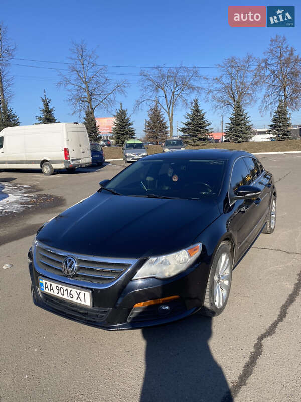 Купе Volkswagen CC / Passat CC 2010 в Ровно