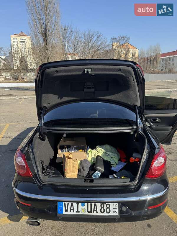 Купе Volkswagen CC / Passat CC 2010 в Киеве