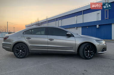 Купе Volkswagen CC / Passat CC 2010 в 