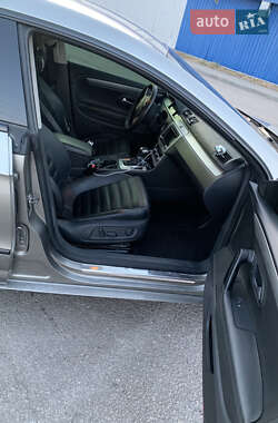 Купе Volkswagen CC / Passat CC 2010 в 