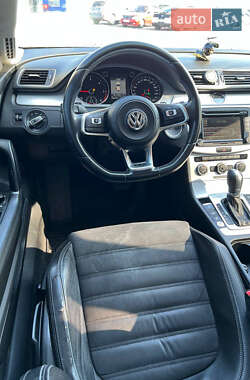 Купе Volkswagen CC / Passat CC 2012 в 