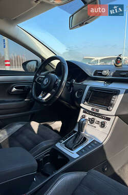Купе Volkswagen CC / Passat CC 2012 в 