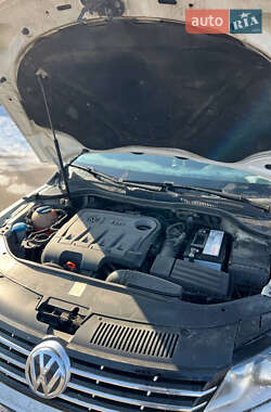 Купе Volkswagen CC / Passat CC 2012 в 