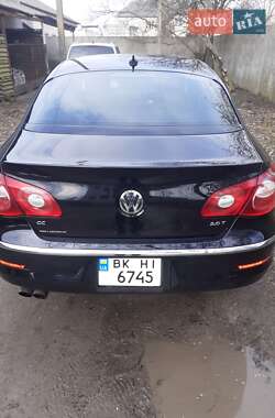 Купе Volkswagen CC / Passat CC 2011 в 