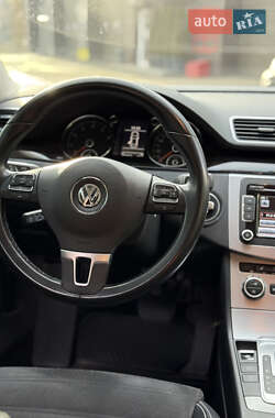Купе Volkswagen CC / Passat CC 2012 в 