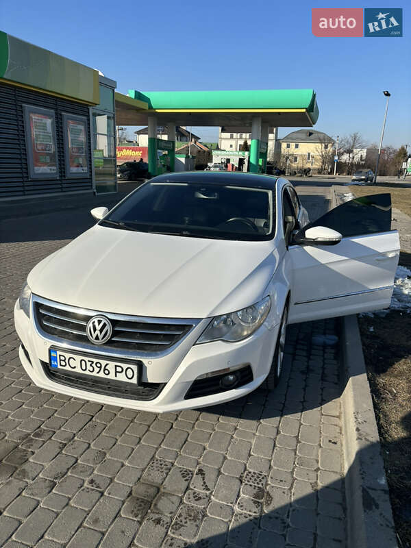 Купе Volkswagen CC / Passat CC 2010 в Новом Роздоле