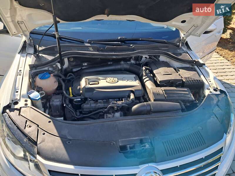 Купе Volkswagen CC / Passat CC 2013 в Шаргороде