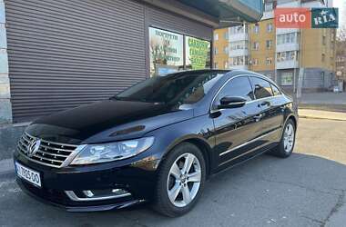 Купе Volkswagen CC / Passat CC 2015 в Киеве