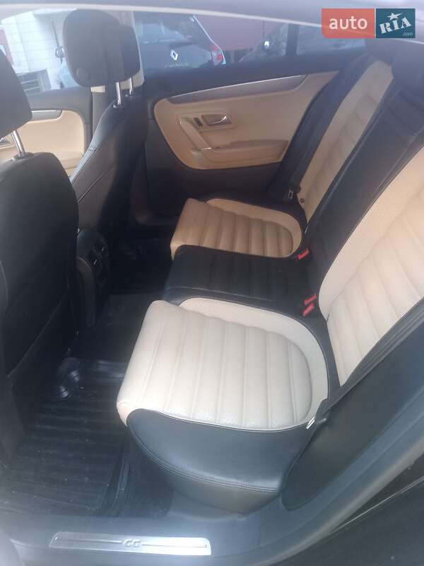 Купе Volkswagen CC / Passat CC 2013 в Львове