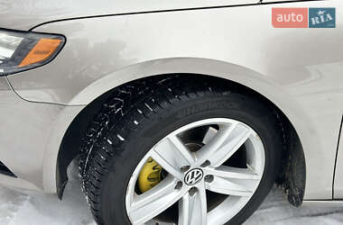 Купе Volkswagen CC / Passat CC 2012 в 