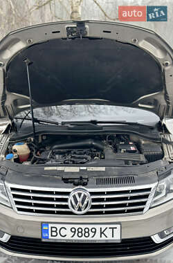 Купе Volkswagen CC / Passat CC 2012 в 