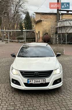 Купе Volkswagen CC / Passat CC 2009 в Коломиї