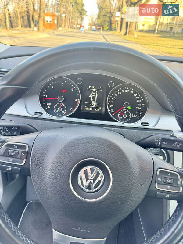 Купе Volkswagen CC / Passat CC 2012 в Киеве