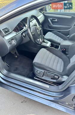 Купе Volkswagen CC / Passat CC 2012 в 