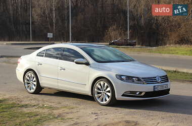 Купе Volkswagen CC / Passat CC 2014 в Дніпрі