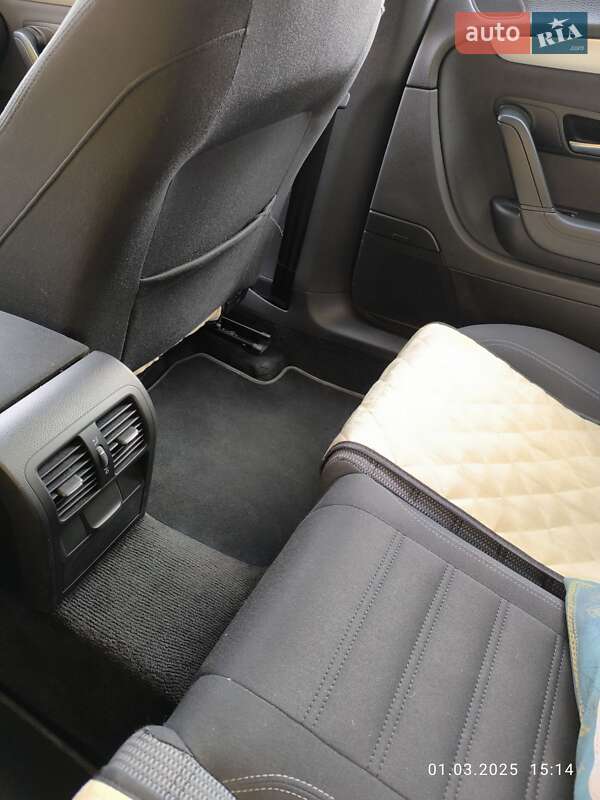 Купе Volkswagen CC / Passat CC 2010 в Дубно