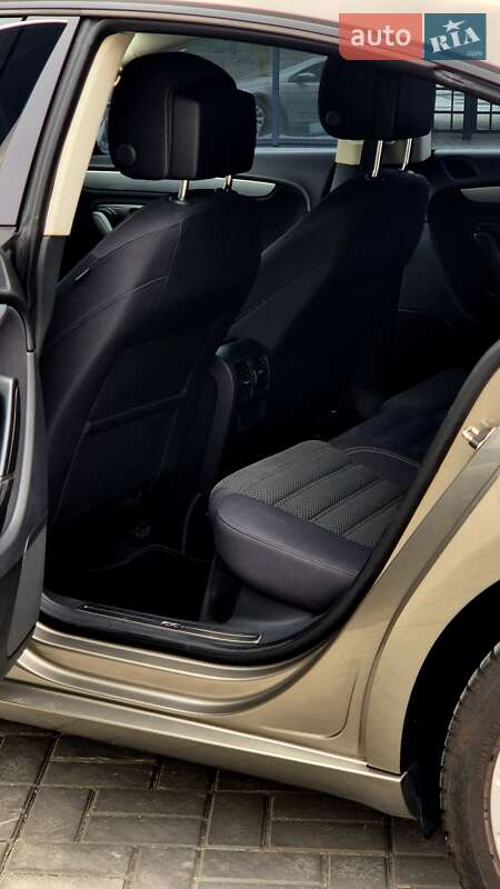 Купе Volkswagen CC / Passat CC 2012 в Днепре