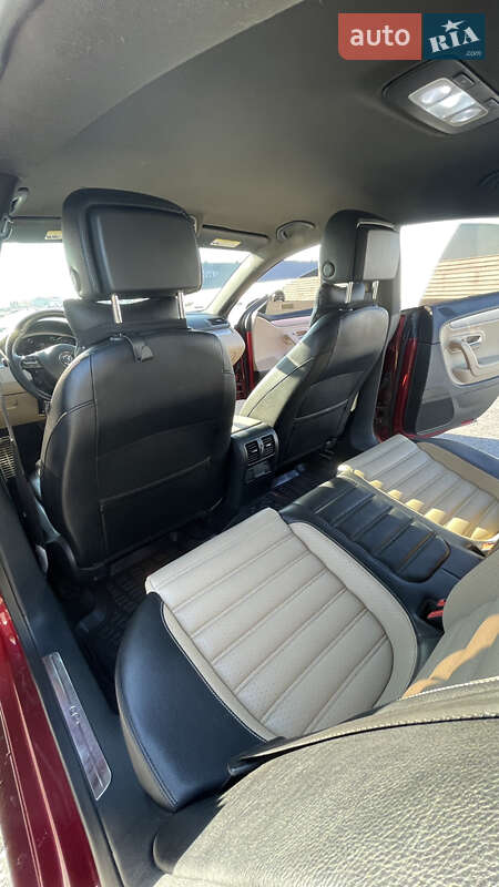 Купе Volkswagen CC / Passat CC 2013 в Львове