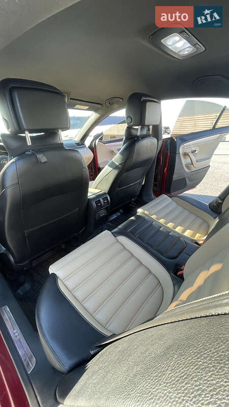 Купе Volkswagen CC / Passat CC 2013 в Львове