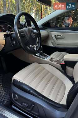 Купе Volkswagen CC / Passat CC 2012 в 
