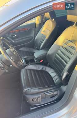Купе Volkswagen CC / Passat CC 2009 в 