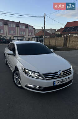 Купе Volkswagen CC / Passat CC 2012 в 