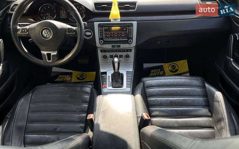 Купе Volkswagen CC / Passat CC 2013 в Мукачевому