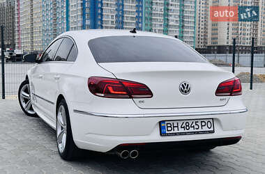 Купе Volkswagen CC / Passat CC 2013 в 