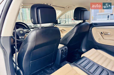 Купе Volkswagen CC / Passat CC 2013 в 