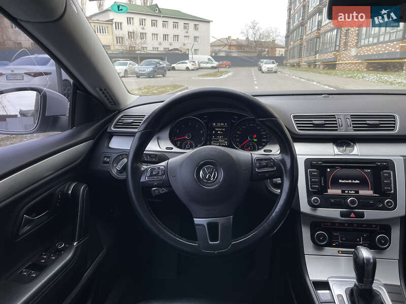 Купе Volkswagen CC / Passat CC 2011 в Киеве