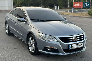 Купе Volkswagen CC / Passat CC 2009 в 