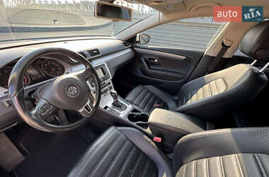Купе Volkswagen CC / Passat CC 2012 в 