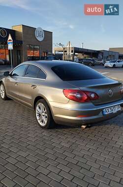 Купе Volkswagen CC / Passat CC 2010 в 