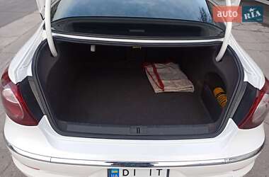 Купе Volkswagen CC / Passat CC 2011 в 
