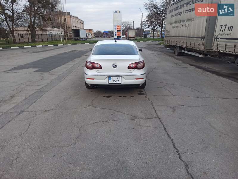 Купе Volkswagen CC / Passat CC 2011 в Полтаве