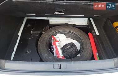 Купе Volkswagen CC / Passat CC 2011 в 