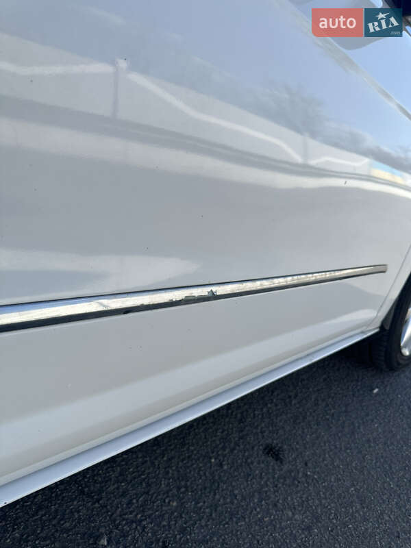 Купе Volkswagen CC / Passat CC 2011 в Ірпені
