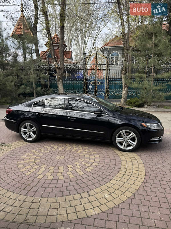 Купе Volkswagen CC / Passat CC 2012 в Запорожье