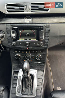 Купе Volkswagen CC / Passat CC 2012 в 