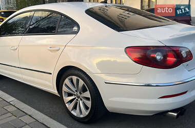 Купе Volkswagen CC / Passat CC 2011 в 