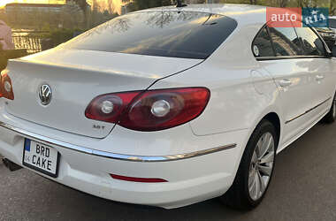Купе Volkswagen CC / Passat CC 2011 в 
