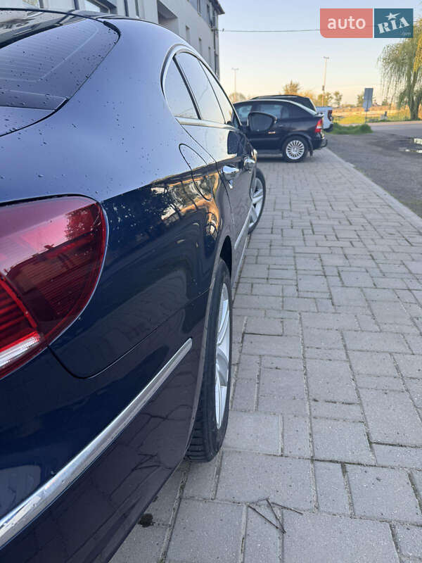 Купе Volkswagen CC / Passat CC 2013 в Ужгороде