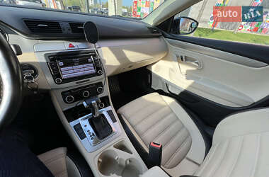 Купе Volkswagen CC / Passat CC 2010 в 
