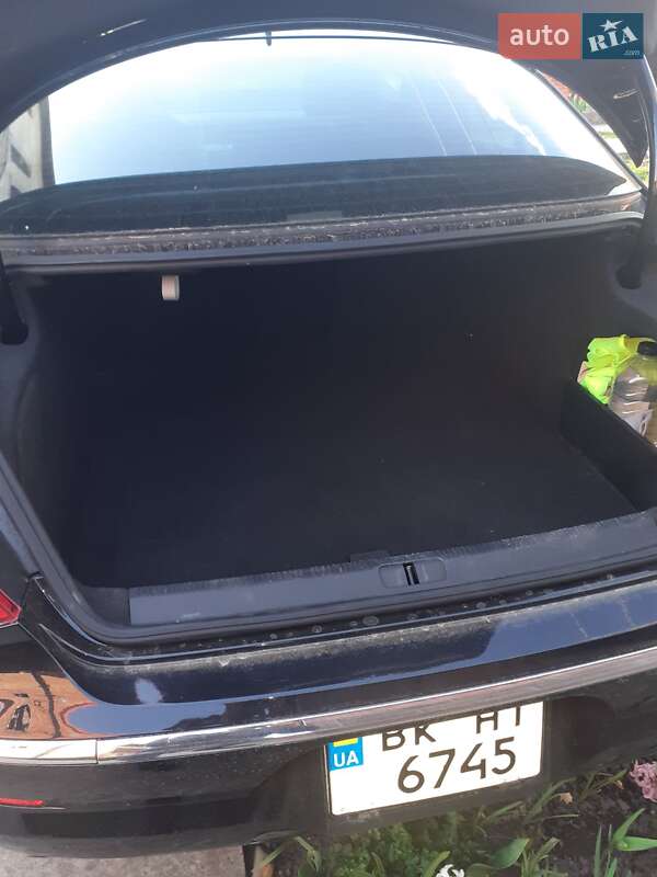 Купе Volkswagen CC / Passat CC 2011 в Радехове
