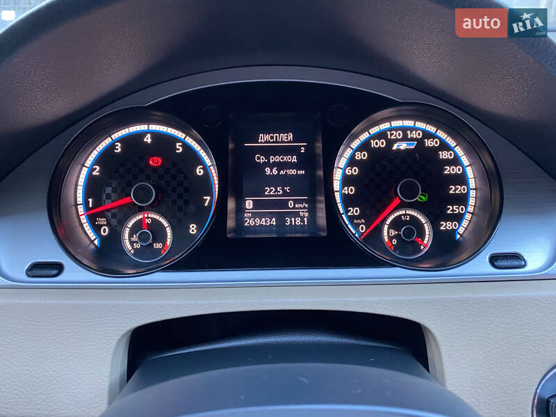 Купе Volkswagen CC / Passat CC 2013 в Киеве