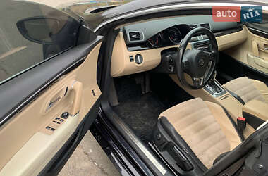 Купе Volkswagen CC / Passat CC 2012 в 