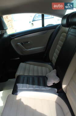 Купе Volkswagen CC / Passat CC 2009 в 